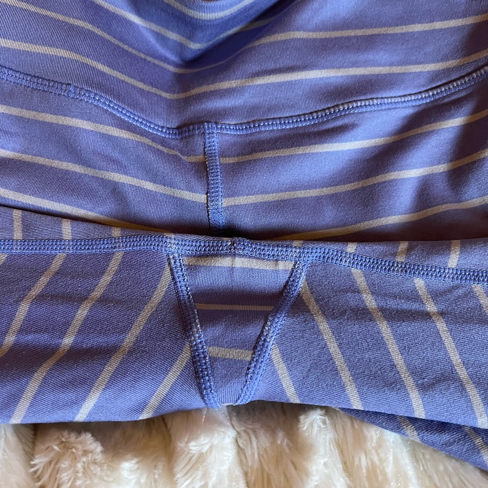 Athleta Chatarunga Crop Capri Leggings Athletic Yoga Running - Picture 9 of 9